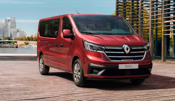 Компания Renault представила обновлённый Trafic