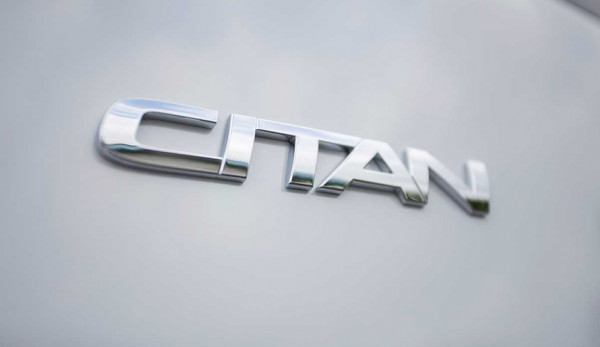 Mercedes-Benz опубликовал тизер обновлённого Citan