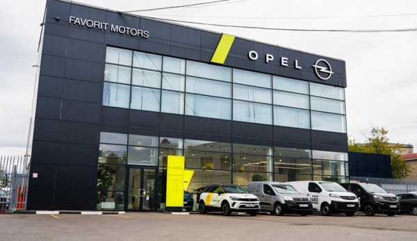 Бренд Opel открыл новый дилерский центр Opel Favorit Motors в Москве