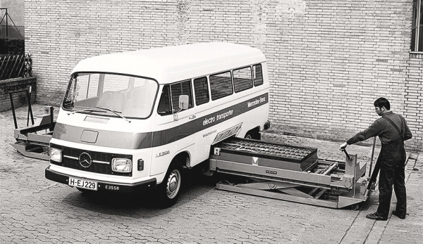 Опережая время – Mercedes-Benz LE 306 Опережая время – Mercedes-Benz LE 306