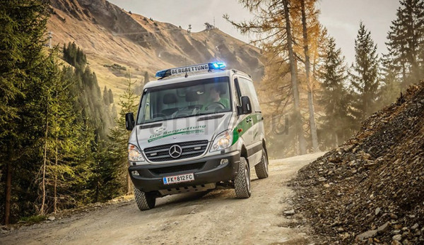 «Mercedes-Benz Sprinter 4x4» для спасательных служб